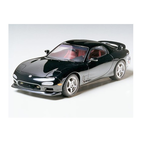 Model plastikowy Mazda RX-7 R1